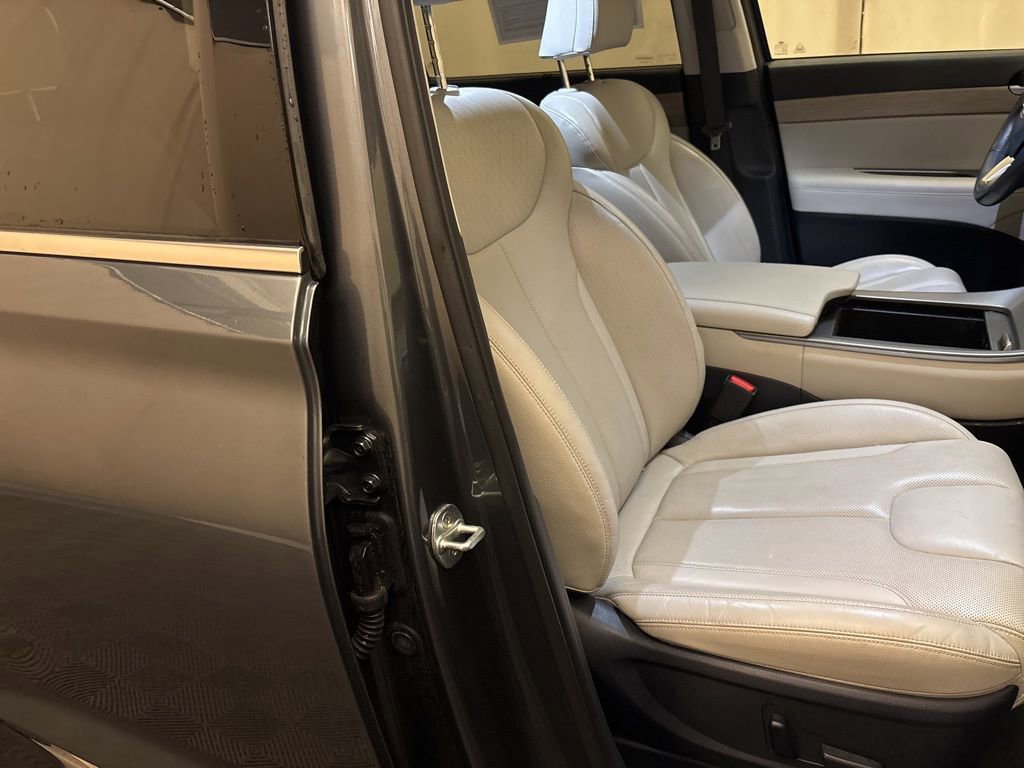 Used 2022 Hyundai Palisade SEL w/ Premium Package image 23