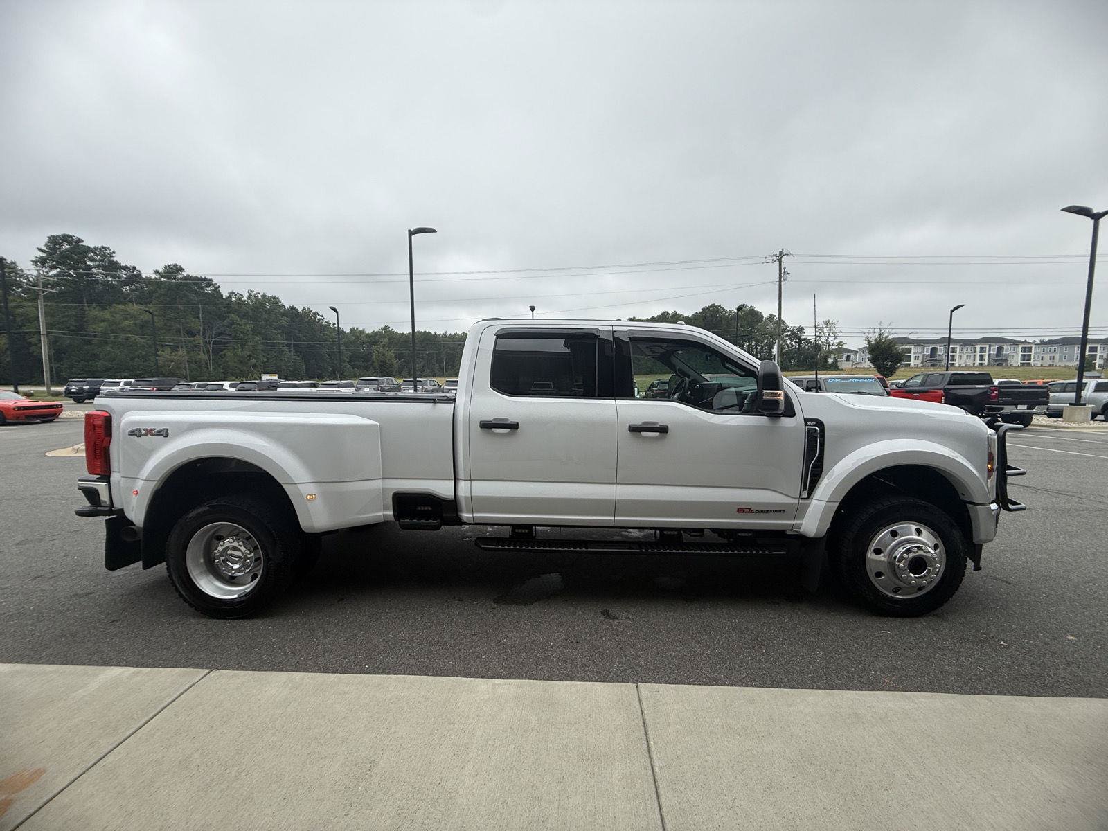 Used 2025 Ford F450 XLT AWD/4WD image 46