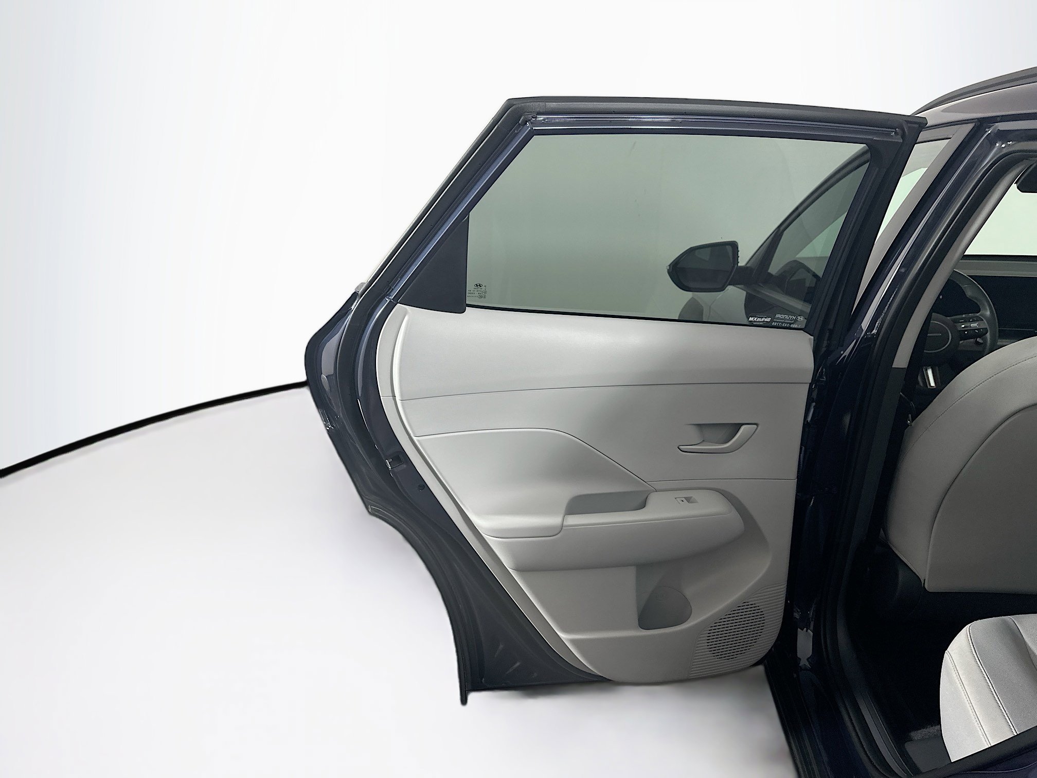 Used 2025 Hyundai Kona SEL image 27