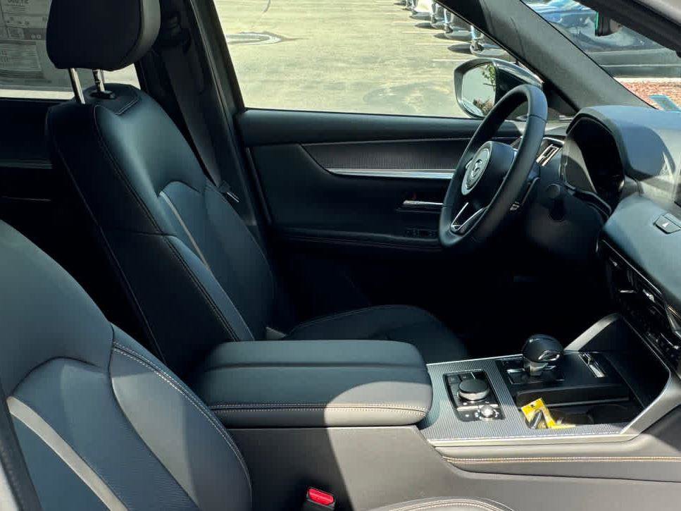 New 2025 MAZDA CX-90 3.3 Turbo w/ Premium Plus Pkg image 18