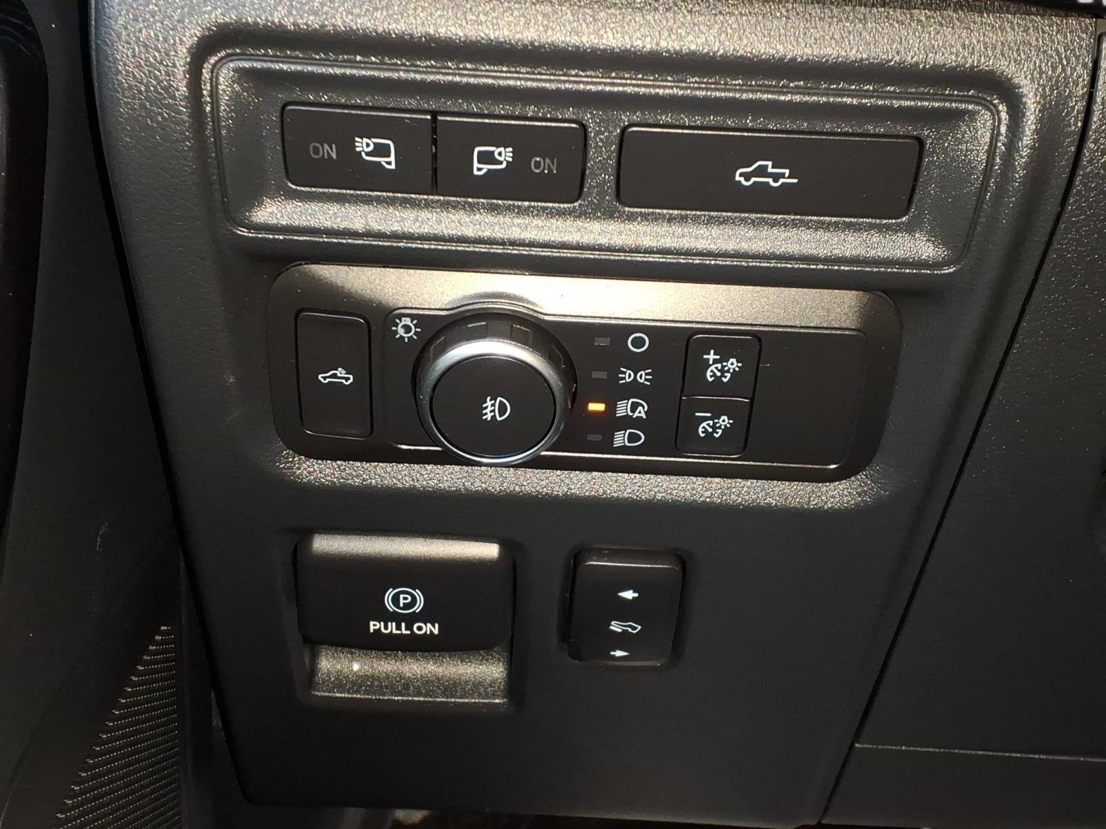 Used 2021 Ford F150 XLT w/ Equipment Group 302A High image 17