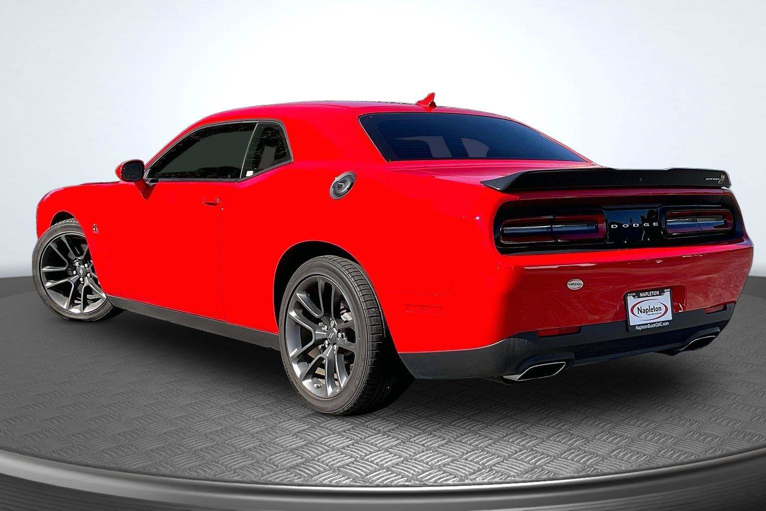 Used 2022 Dodge Challenger R/T Scat Pack w/ Driver Convenience Group RWD image 14