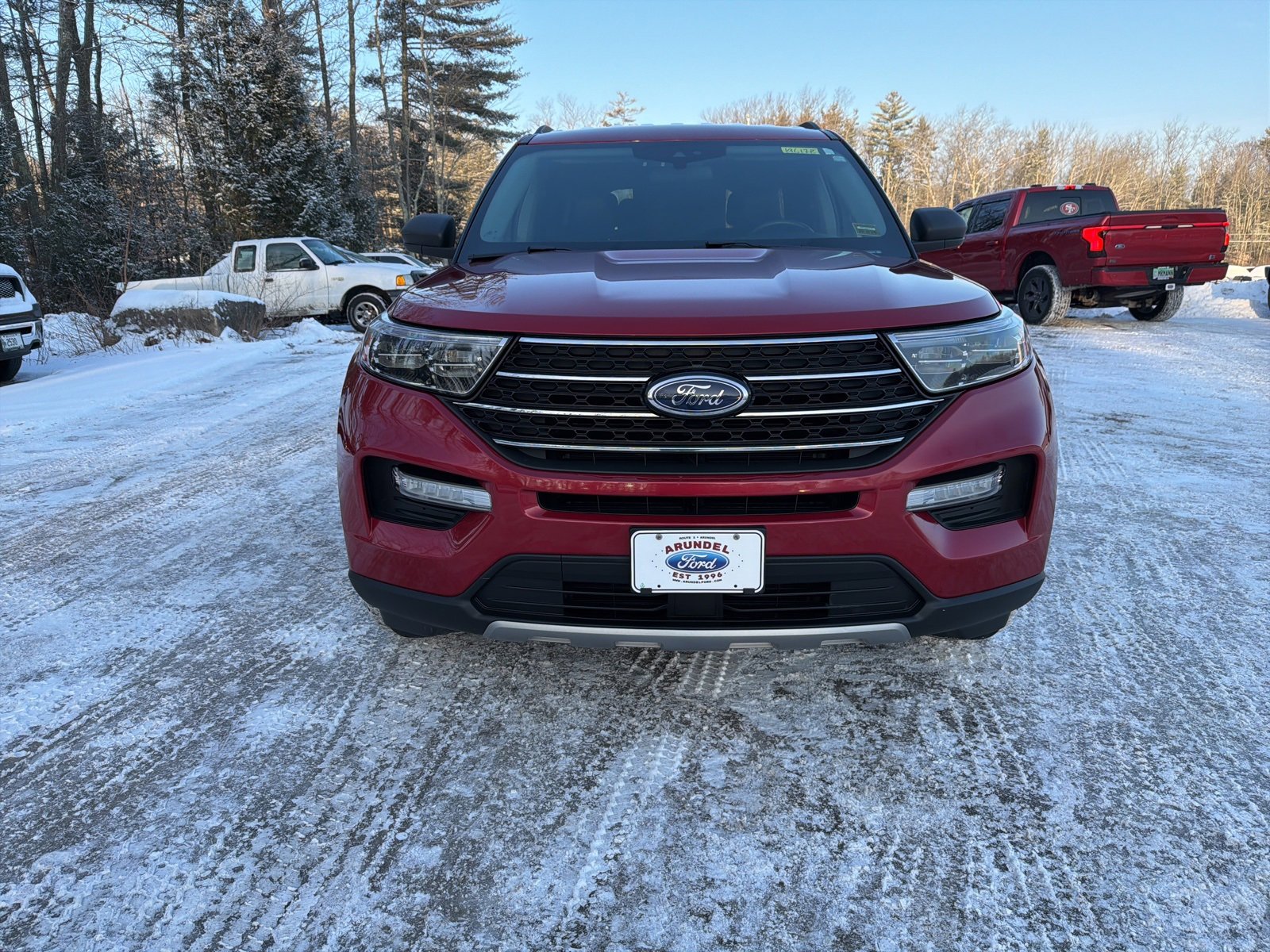 Used 2020 Ford Explorer XLT w/ Equipment Group 202A image 2