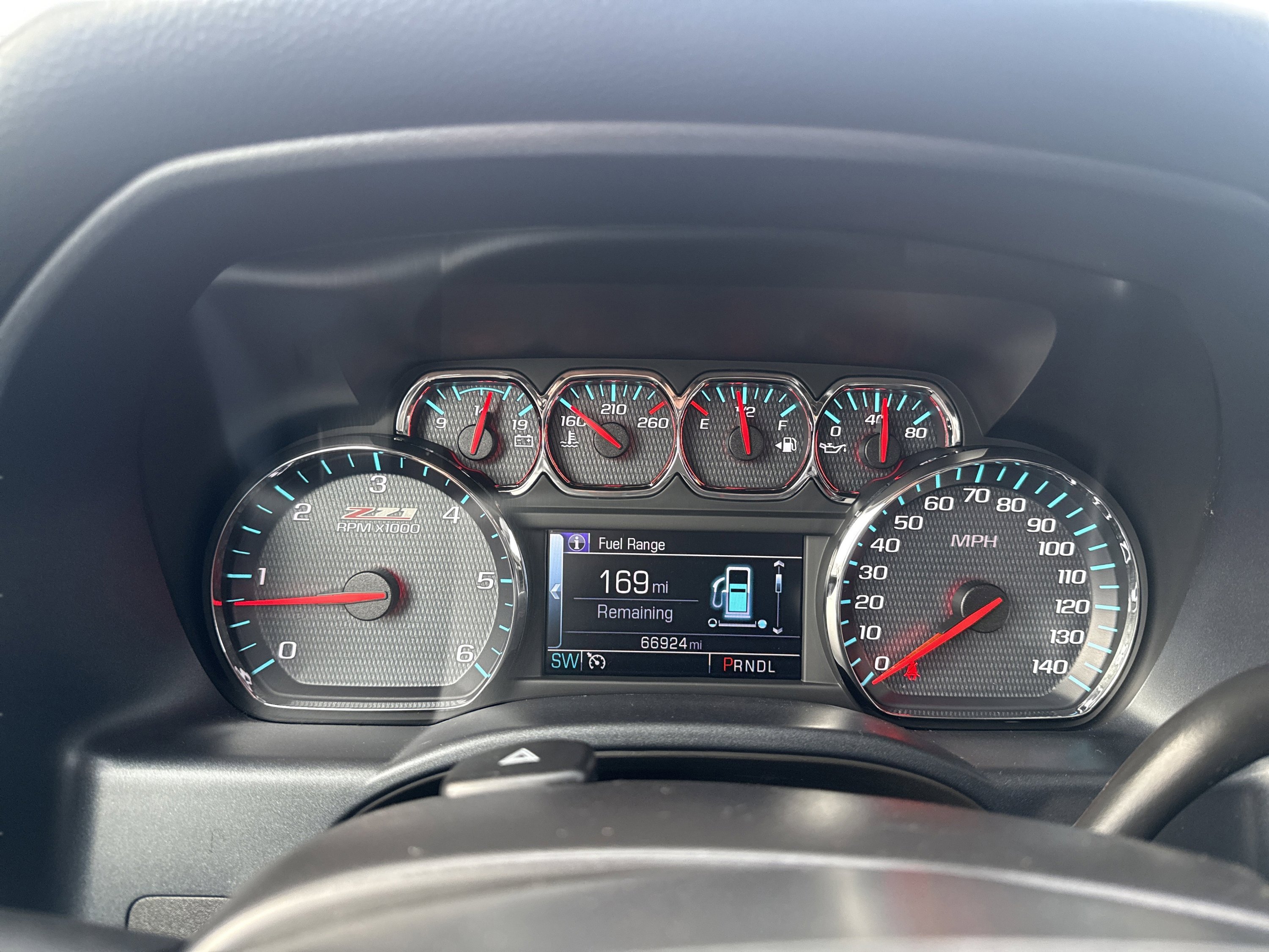 Used 2018 Chevrolet Silverado 1500 LT w/ All Star Edition image 21