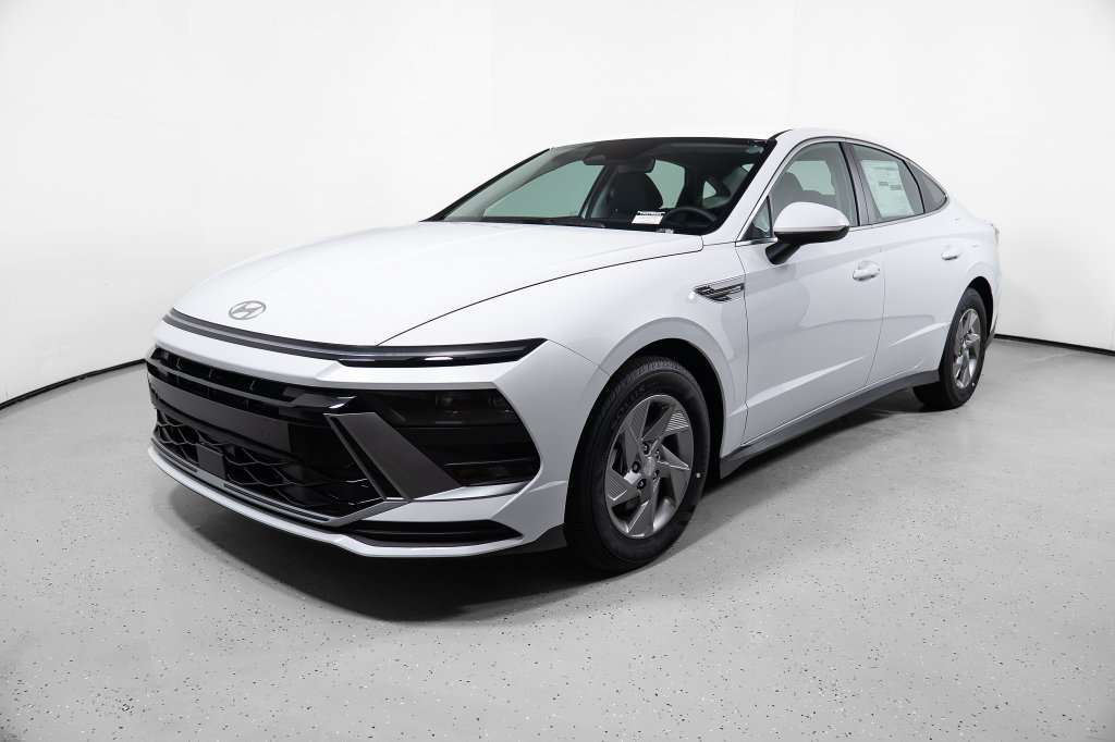 New 2026 Hyundai Sonata SE FWD image 14