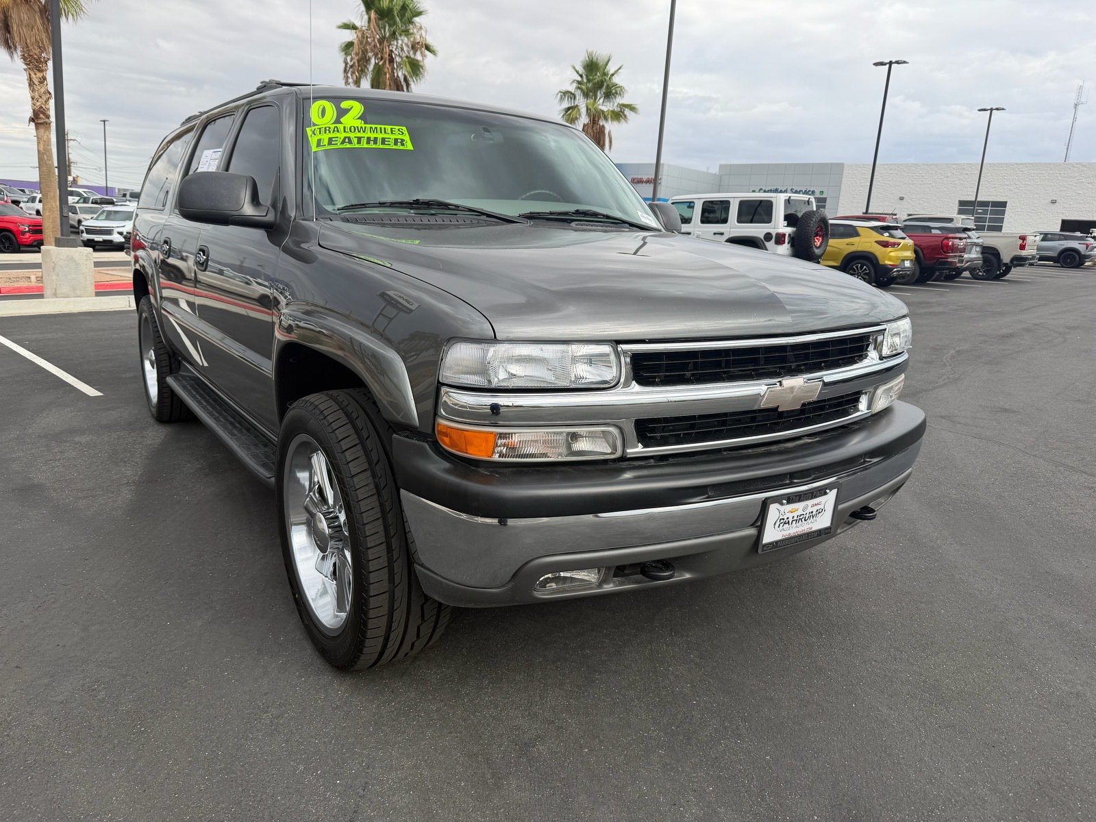 Used 2002 Chevrolet Suburban 2500 LS RWD image 1