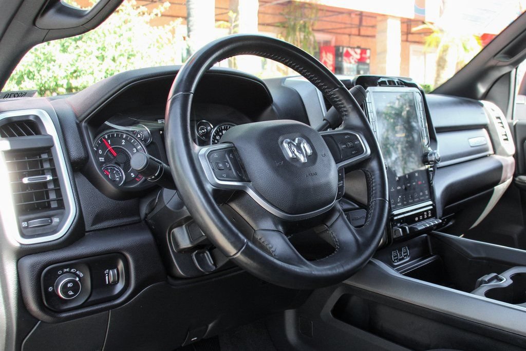 Used 2024 RAM 2500 Big Horn w/ Night Edition AWD/4WD image 17
