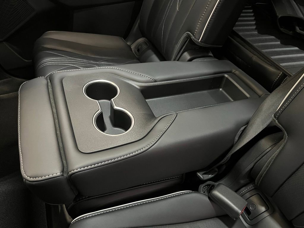 New 2026 Acura MDX w/ Advance Package image 16