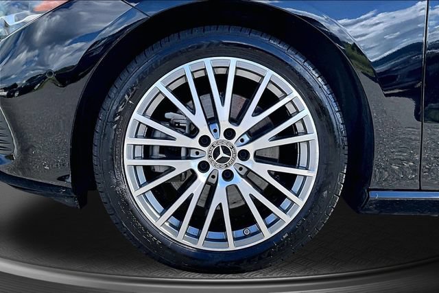 Used 2025 Mercedes-Benz CLA 250 image 32