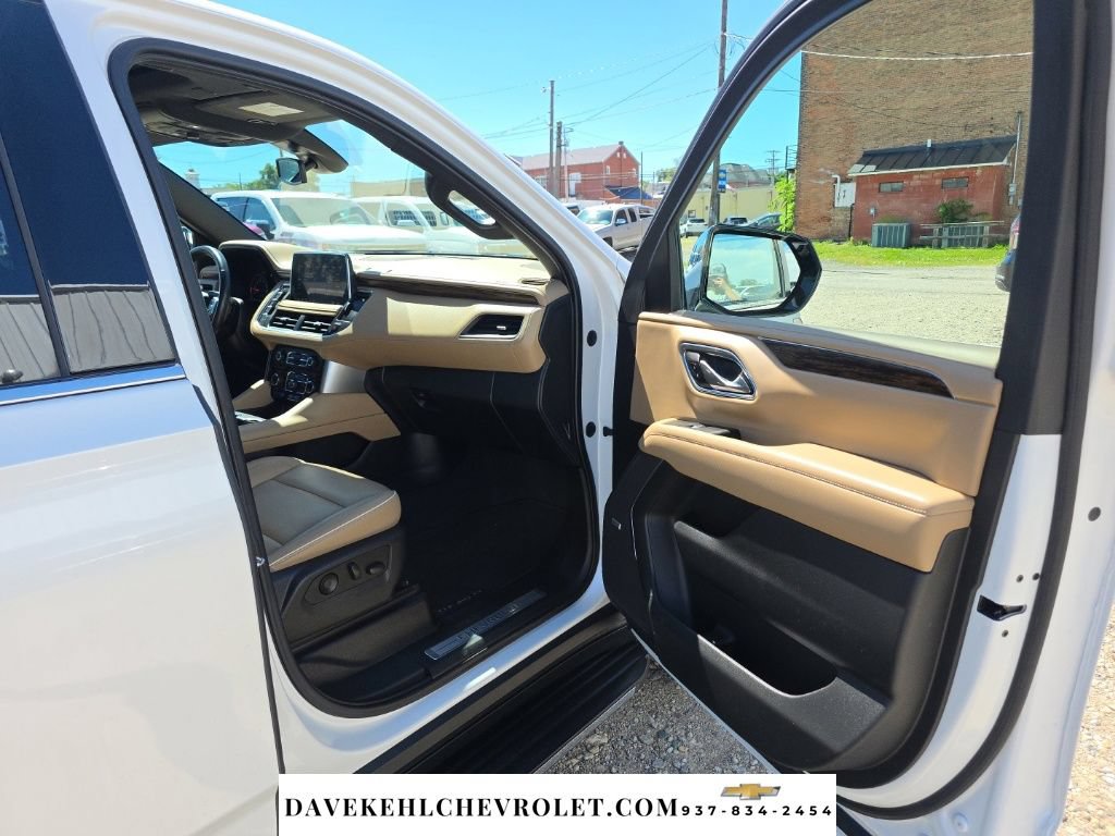 Used 2021 Chevrolet Tahoe Premier AWD/4WD image 29
