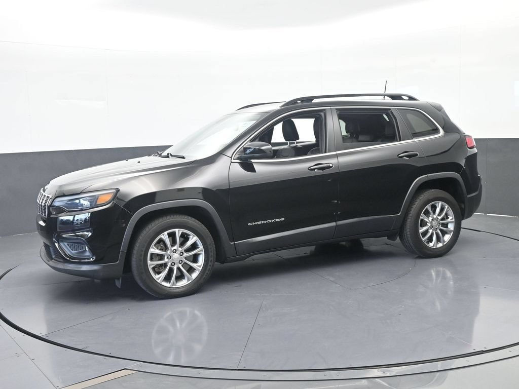 Used 2022 Jeep Cherokee Latitude Lux FWD image 2