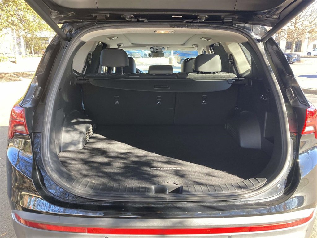 Used 2021 Hyundai Santa Fe Limited w/ Cargo Package image 8