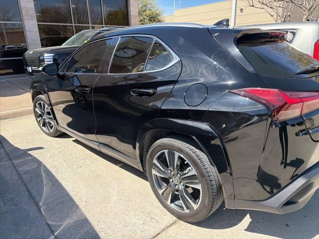 Used 2023 Lexus UX 250h FWD w/ Accessory Package (Z1) image 5