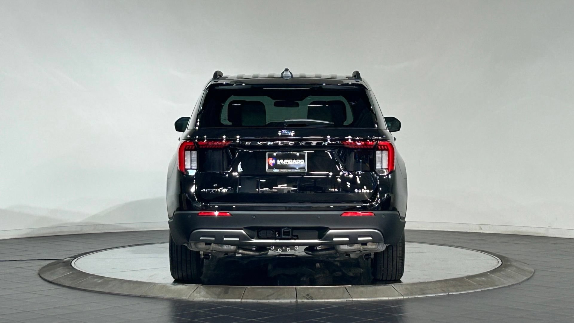 New 2026 Ford Explorer Active w/ Active Comfort Package AWD/4WD image 8
