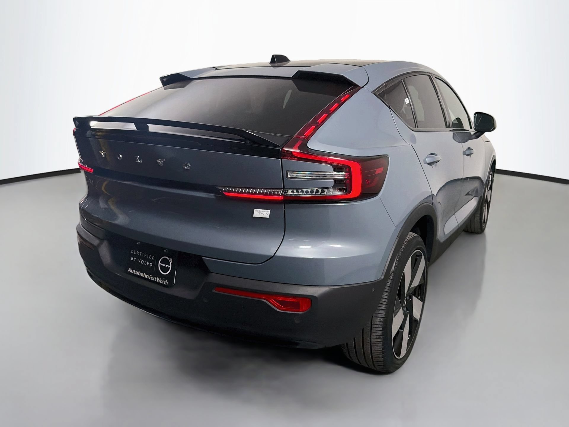 Certified 2023 Volvo C40 P8 Recharge Ultimate AWD/4WD image 6