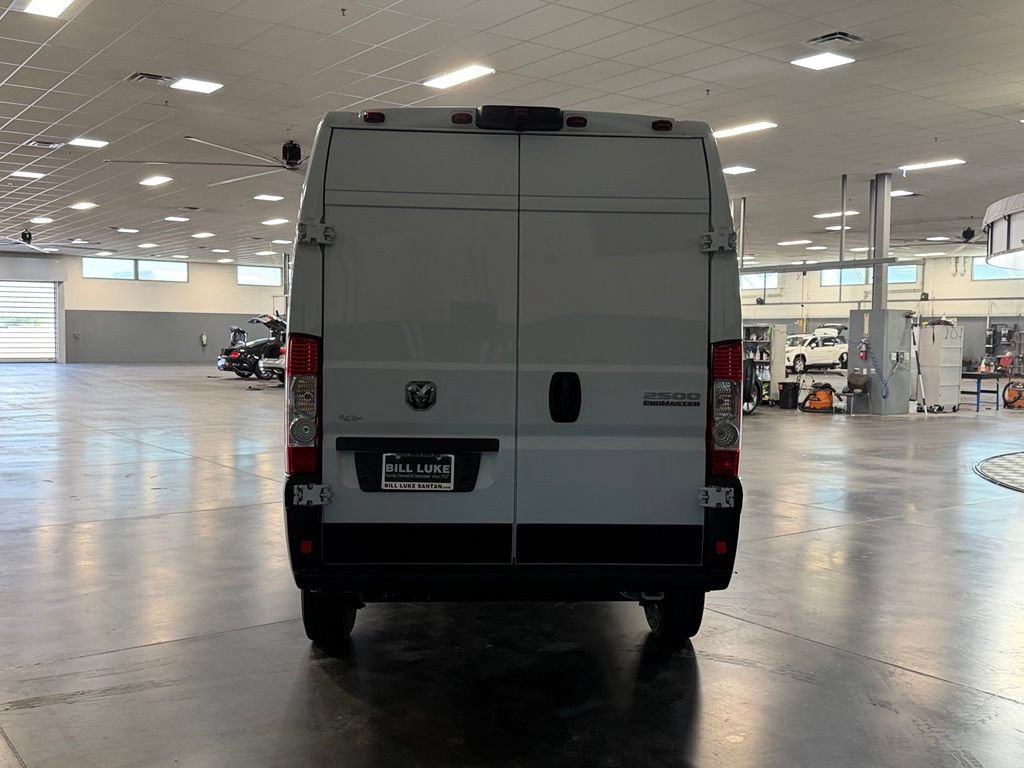 Used 2026 RAM ProMaster 2500 w/ Convenience Group FWD image 9