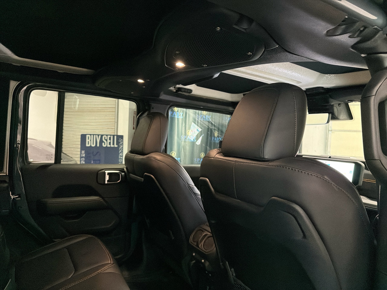 Used 2025 Jeep Wrangler Rubicon 392 image 28