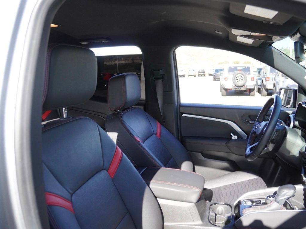 Used 2023 Chevrolet Colorado Z71 w/ Z71 Convenience Package 2 image 23