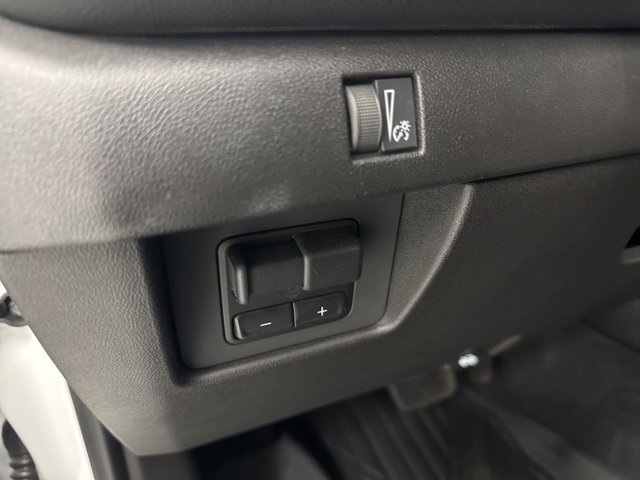 Used 2024 Chevrolet Colorado LT w/ LT Convenience Package image 11