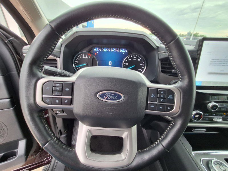 Used 2024 Ford Expedition XL image 11