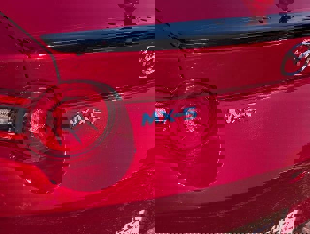 New 2025 MAZDA MX-5 Miata Club image 6