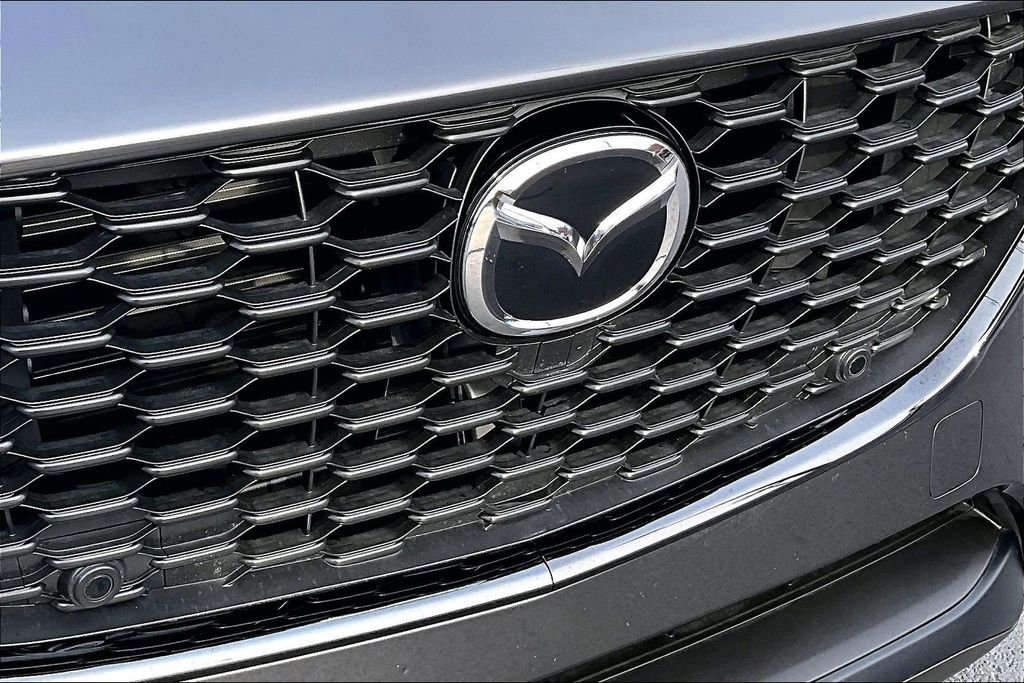 Certified 2025 MAZDA CX-90 Plug-In Hybrid w/Premium Sport image 28