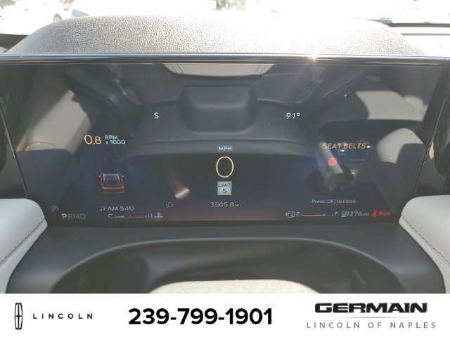 New 2026 Lincoln Aviator AWD image 24