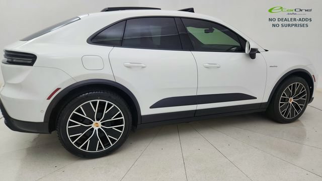 Used 2025 Porsche Macan Electric RWD image 6