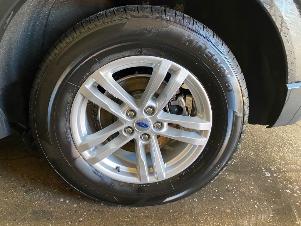 Used 2023 Ford Explorer XLT w/ Class IV Trailer Tow Package image 29