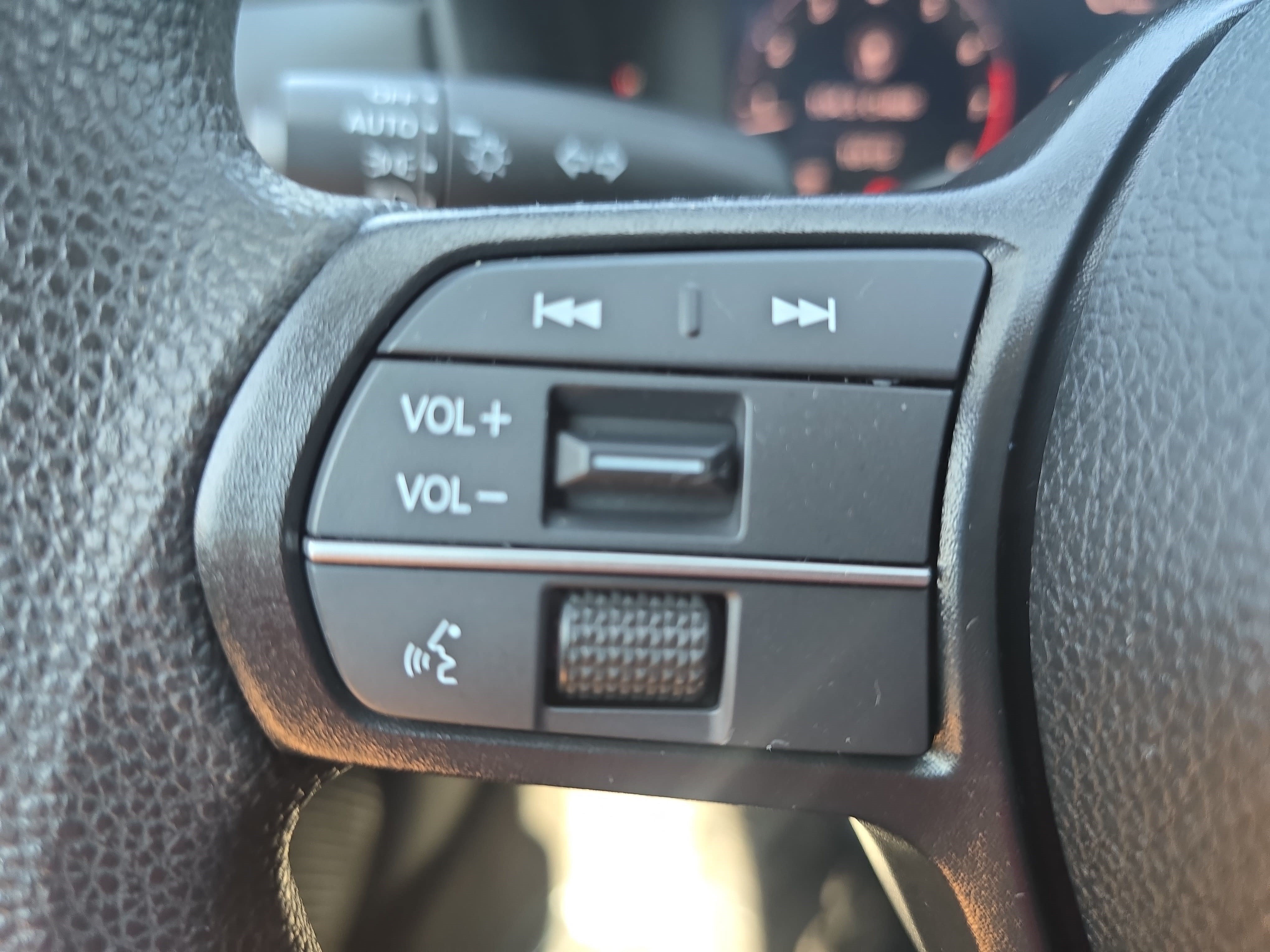 Used 2025 Honda Accord SE image 16