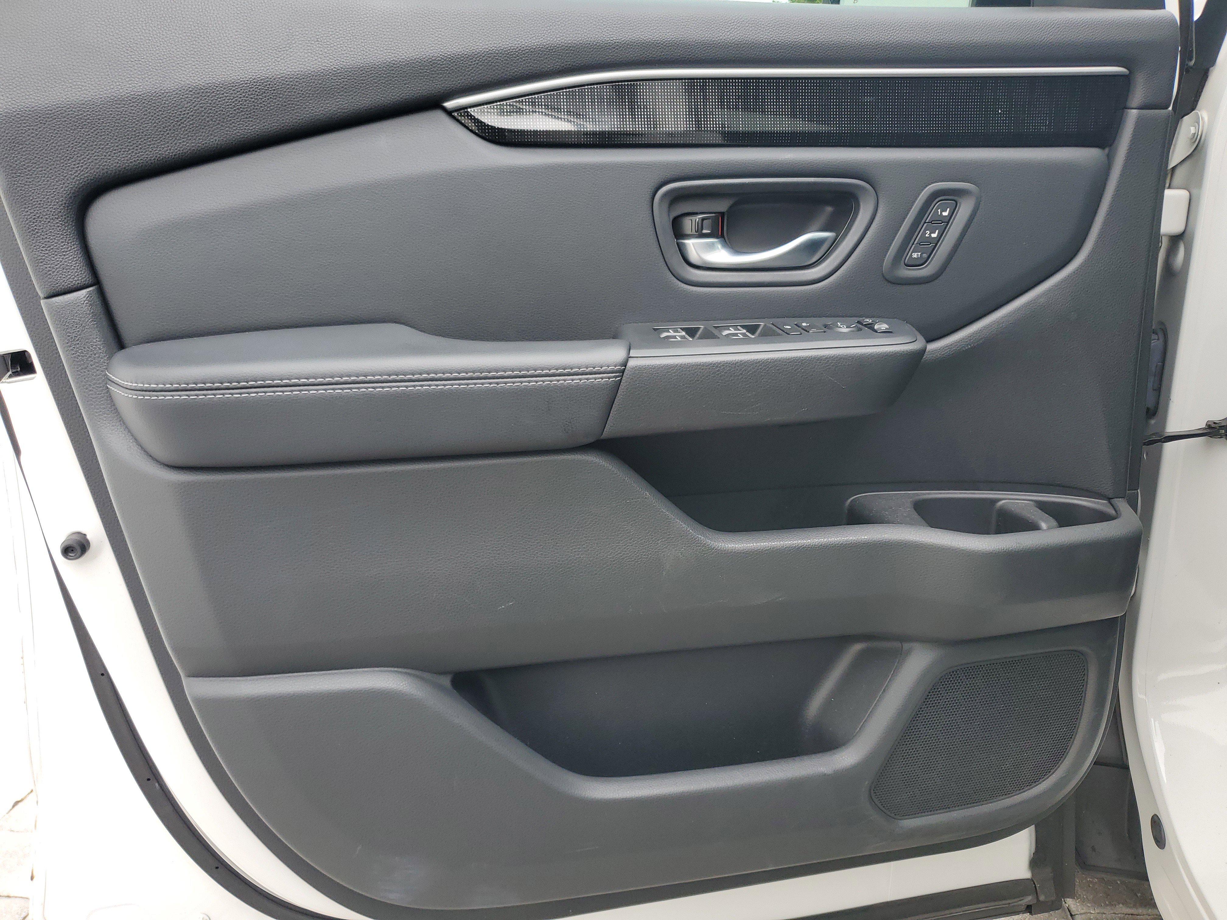 Used 2024 Honda Pilot Elite image 9