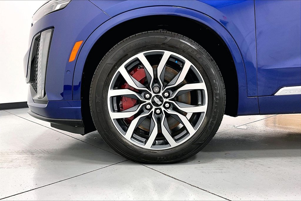 Used 2023 Cadillac XT6 Sport w/ Platinum Package AWD/4WD image 10