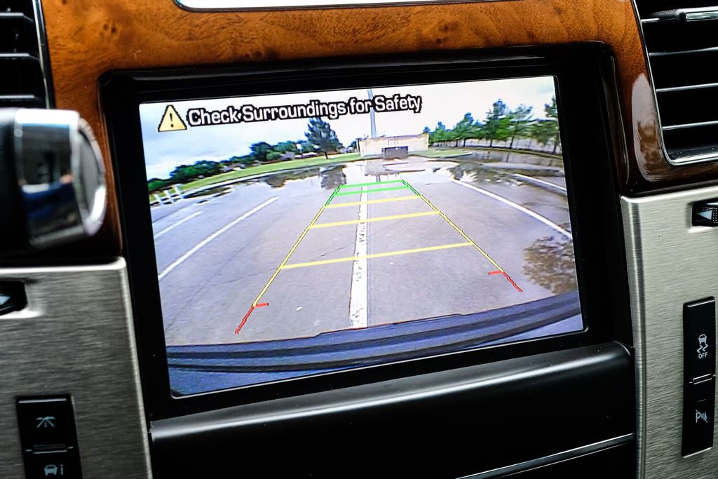 Used 2013 Cadillac Escalade Platinum AWD/4WD image 27