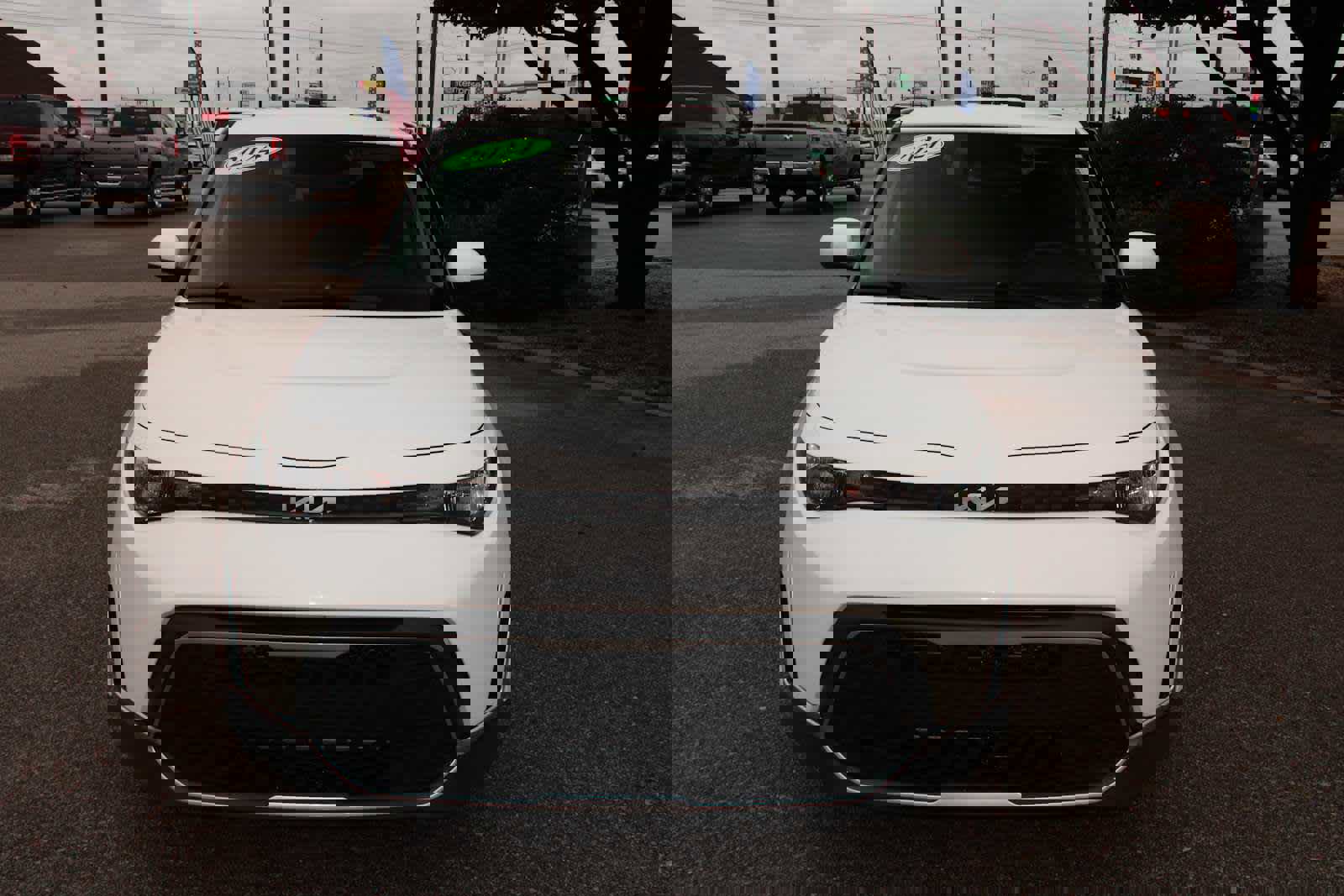 Used 2024 Kia Soul LX w/ Option Group 015 image 2