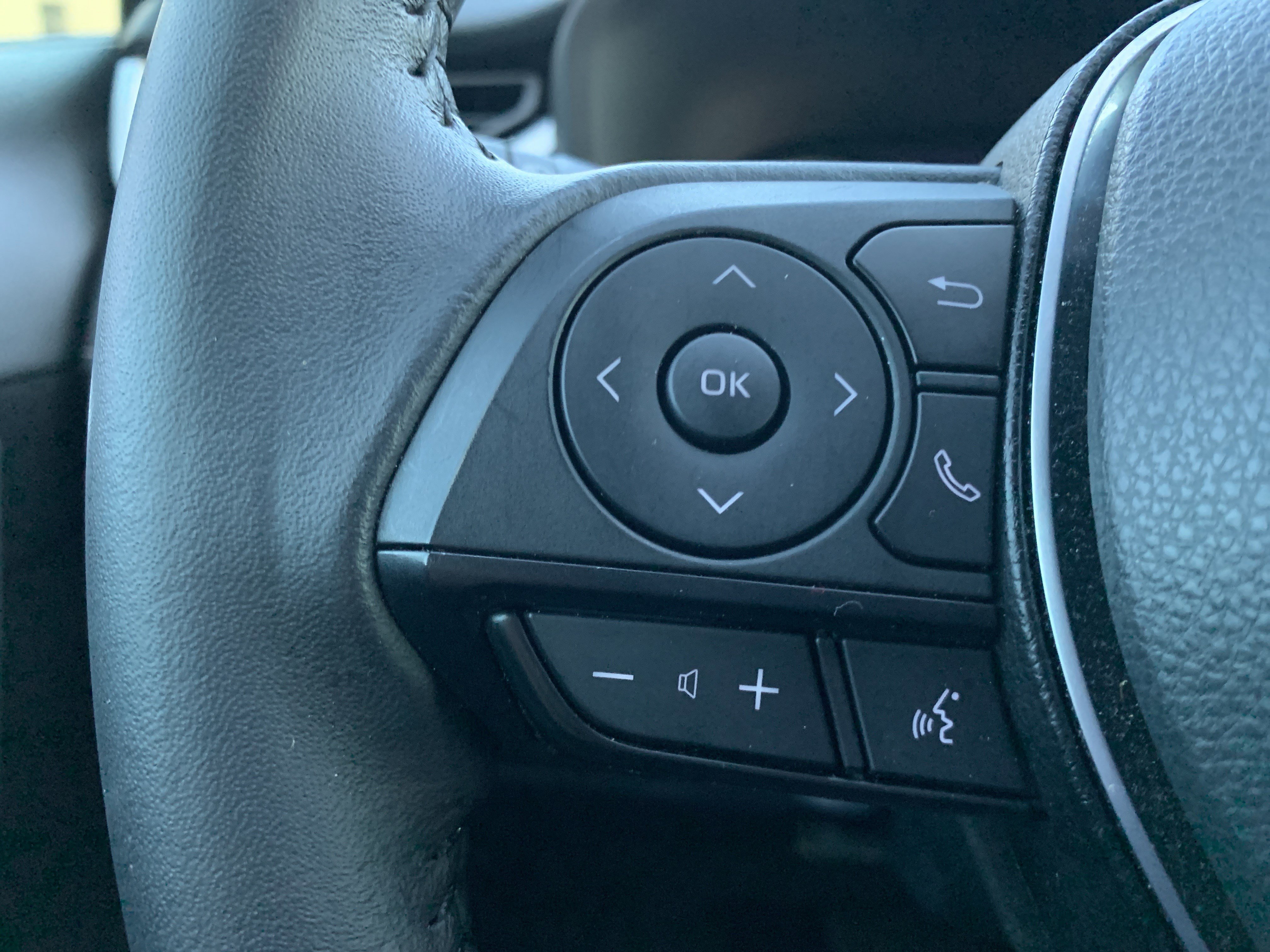 Used 2024 Toyota RAV4 XLE Premium image 19