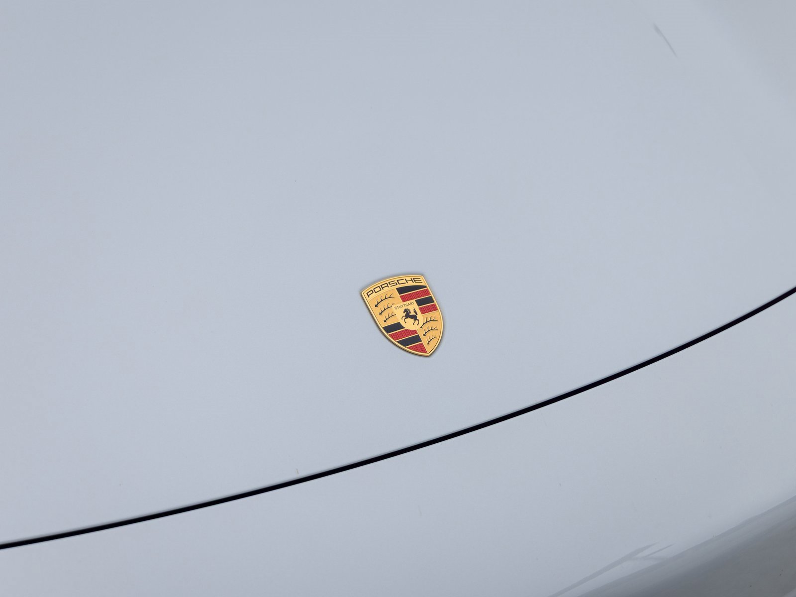 Certified 2024 Porsche Macan 4 Electric image 15