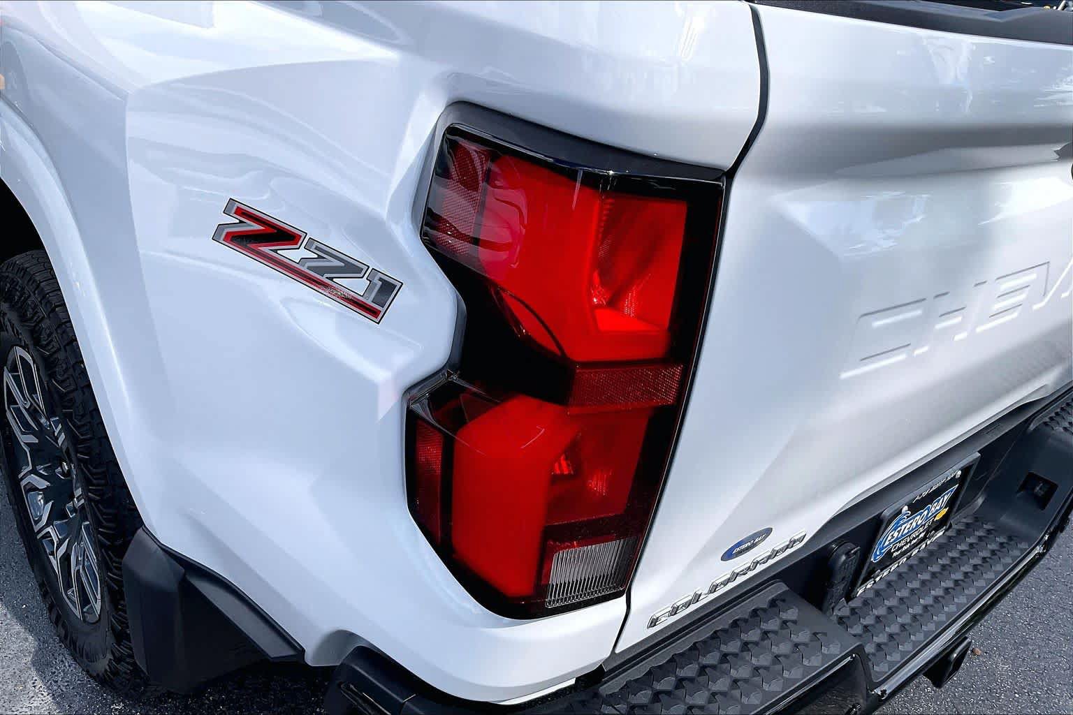 Used 2026 Chevrolet Colorado Z71 AWD/4WD image 28