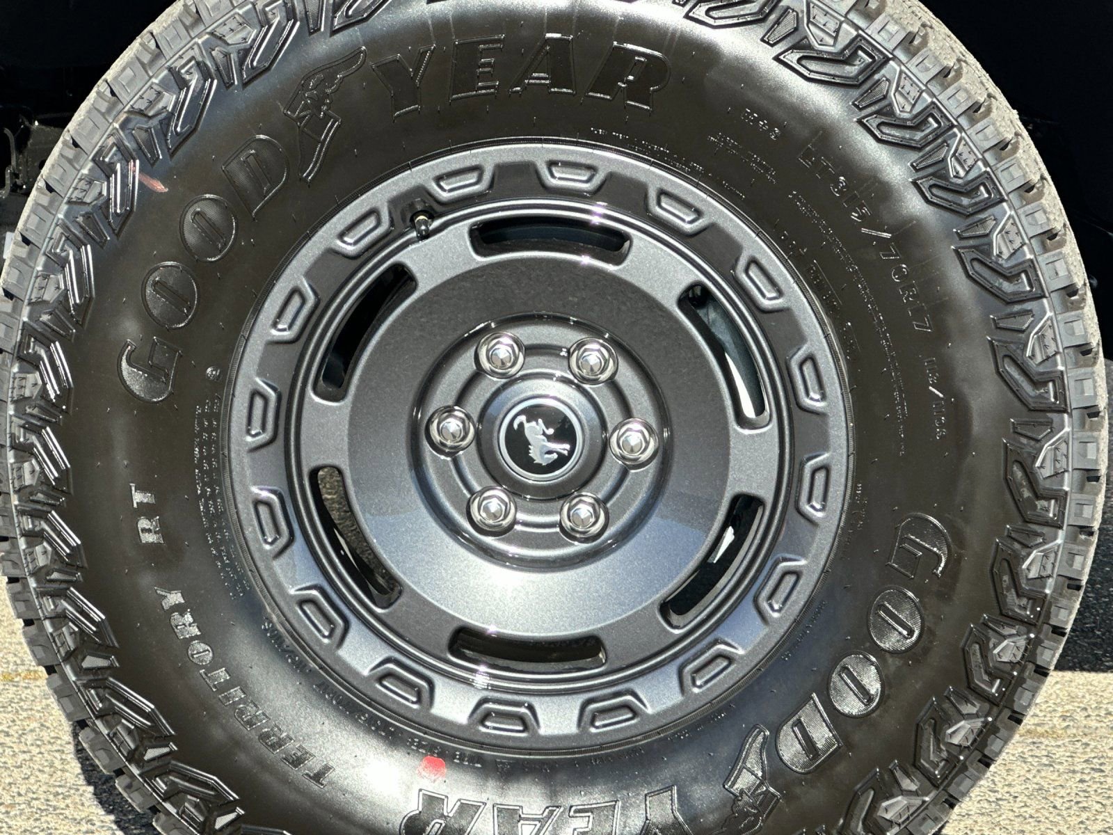 New 2025 Ford Bronco Badlands w/ Sasquatch Package AWD/4WD image 32
