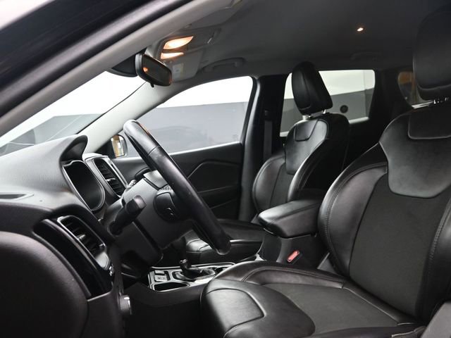 Used 2021 Jeep Cherokee Latitude Plus image 9