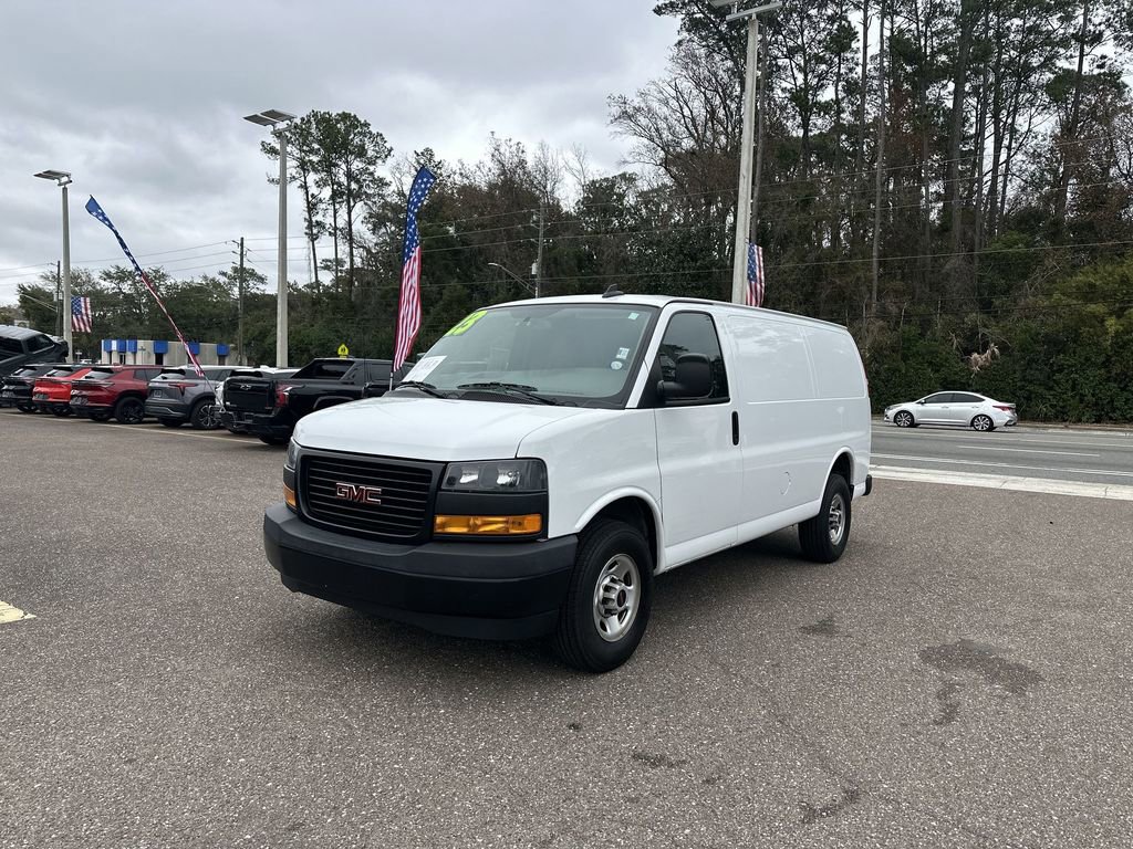 Used 2023 GMC Savana 2500 w/ Driver Convenience Package image 12