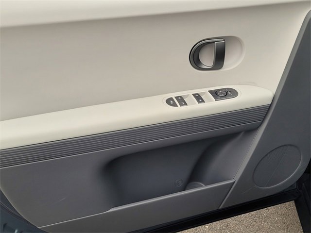 New 2026 Hyundai Ioniq 5 SEL image 16