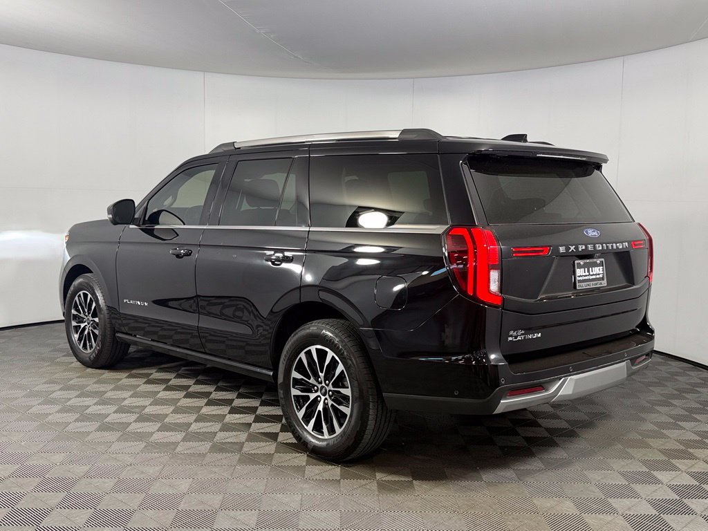 Used 2025 Ford Expedition Platinum AWD/4WD image 9