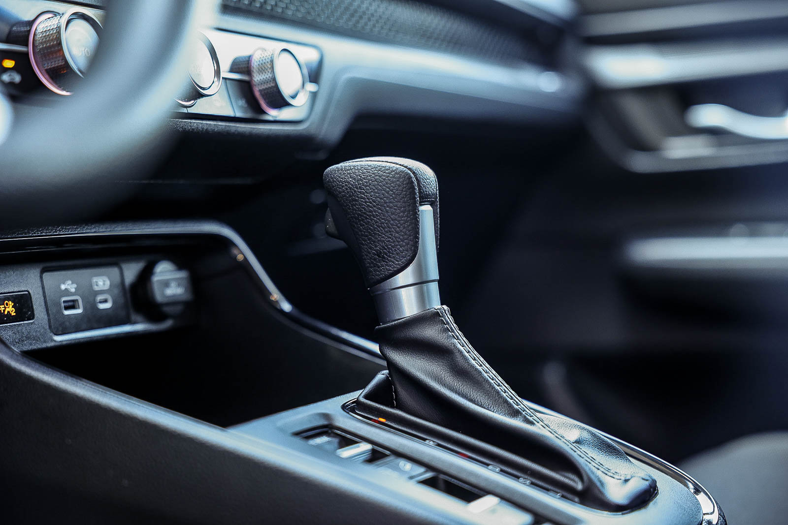 Certified 2025 Honda CR-V EX image 28