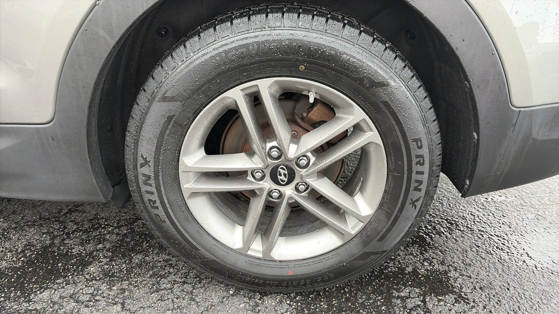 Used 2017 Hyundai Santa Fe Sport image 18