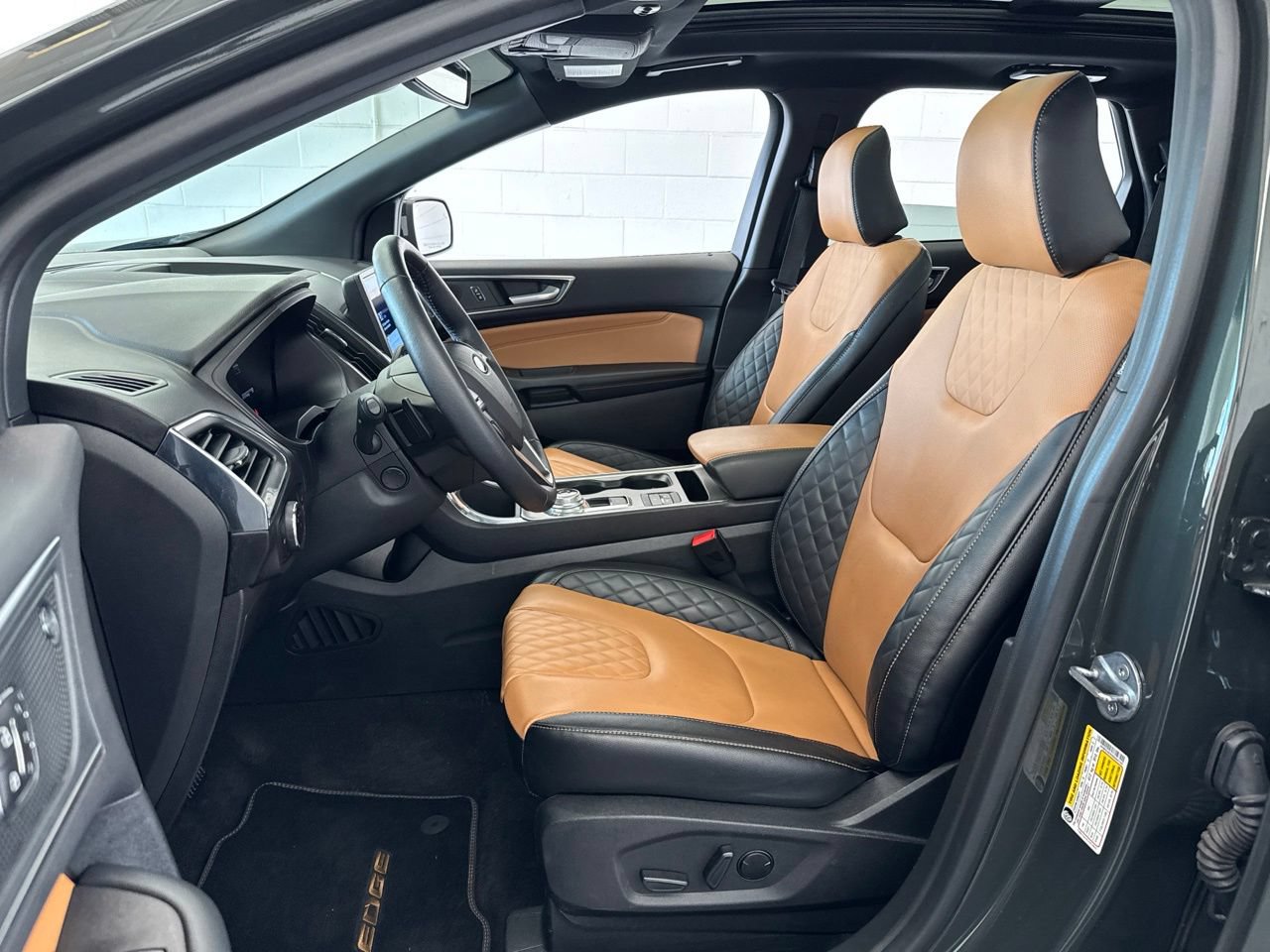 Used 2024 Ford Edge Titanium w/ Titanium Elite Package AWD/4WD image 14