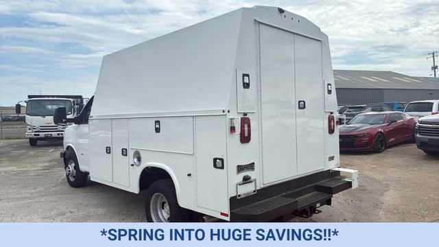 New 2024 Chevrolet Express 3500 w/ Power Convenience Package image 5