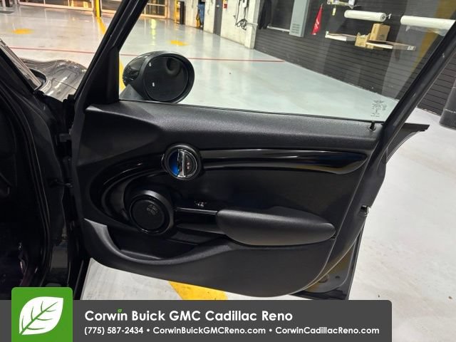 Used 2019 MINI Cooper S w/ Signature Upholstery Package FWD image 32