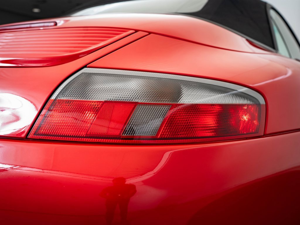 Used 2004 Porsche 911 Carrera image 19