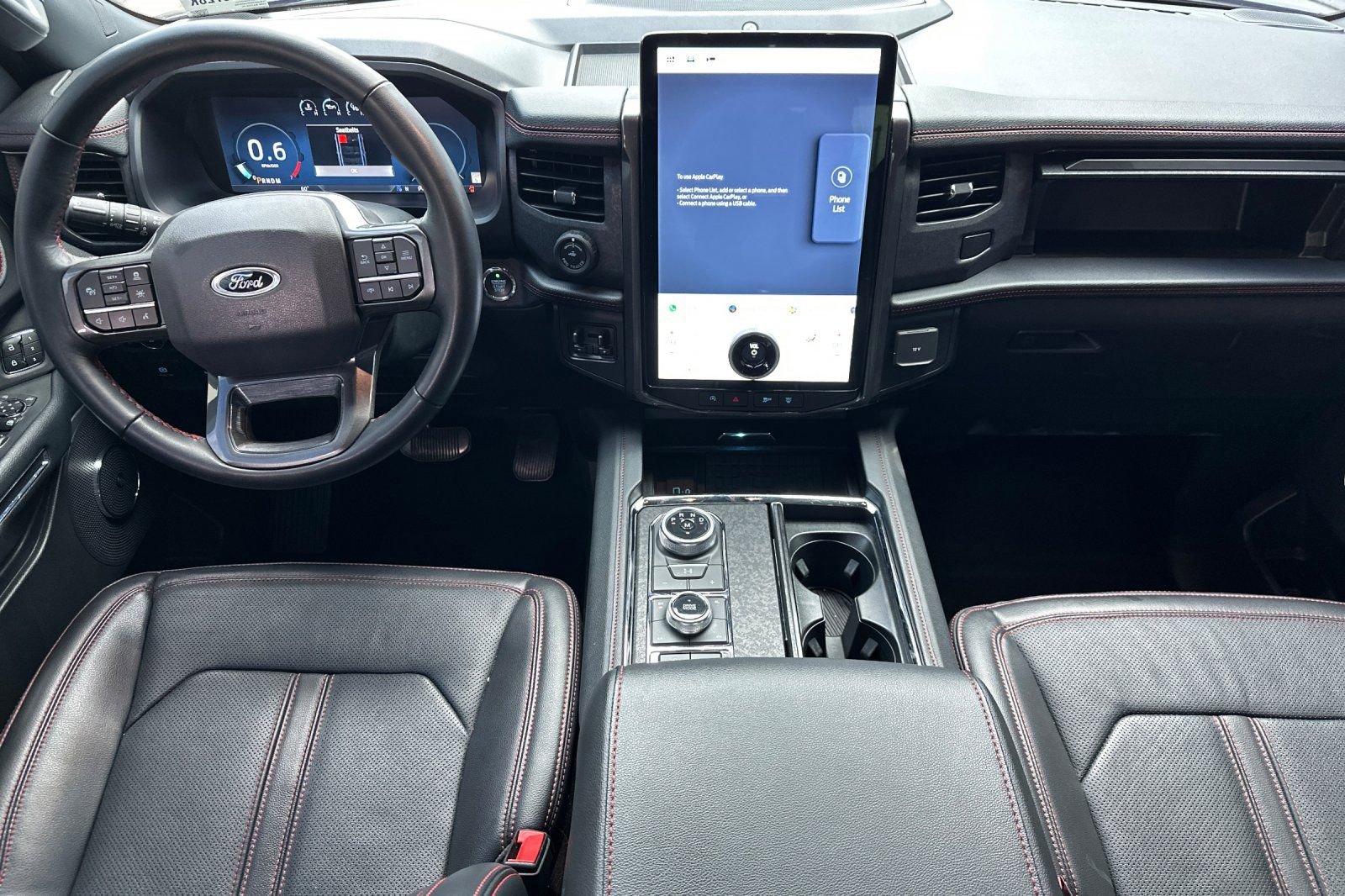 Used 2024 Ford Expedition Limited image 15