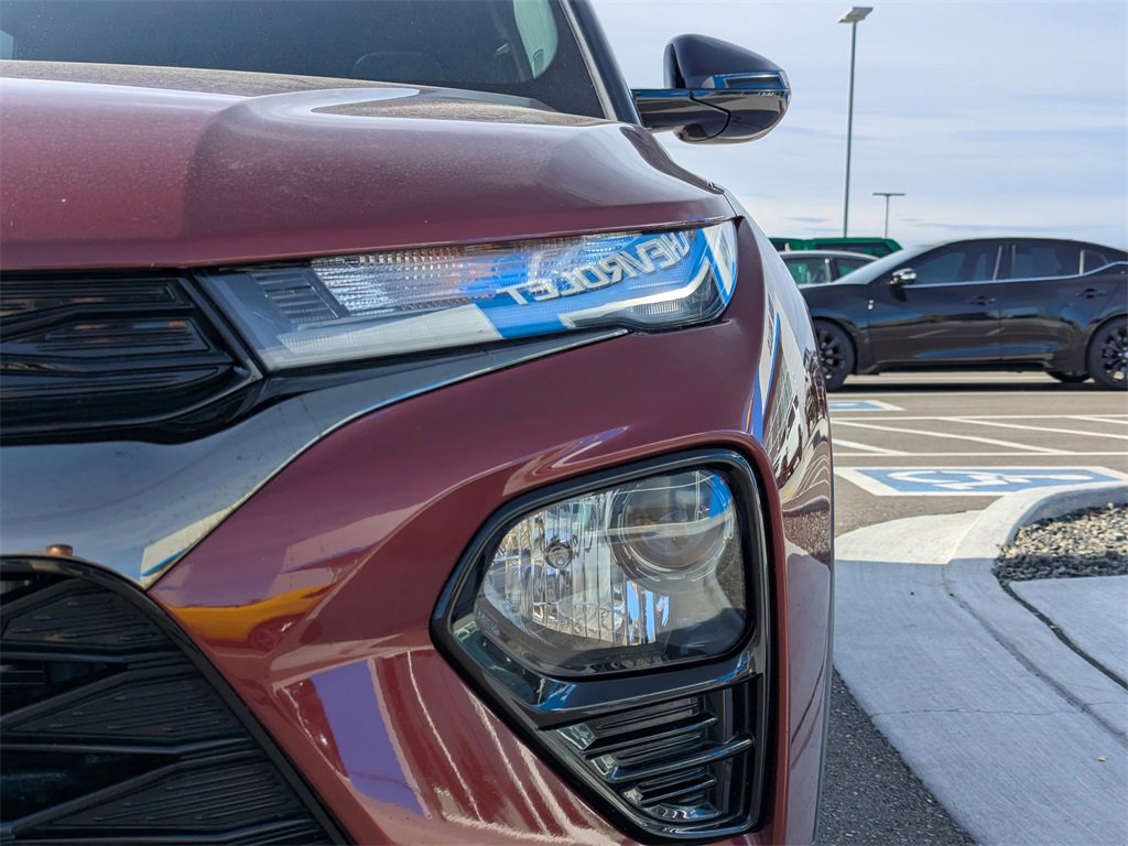 Used 2023 Chevrolet TrailBlazer RS w/ Sun and Liftgate Package image 43